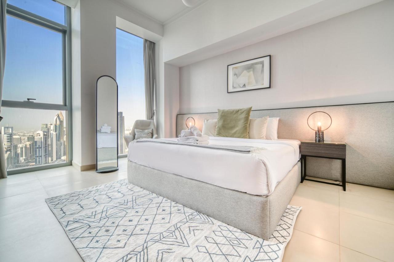 Burj Vista, Downtown Dubai - Burj Khalifa View - Mint Stay Exterior photo