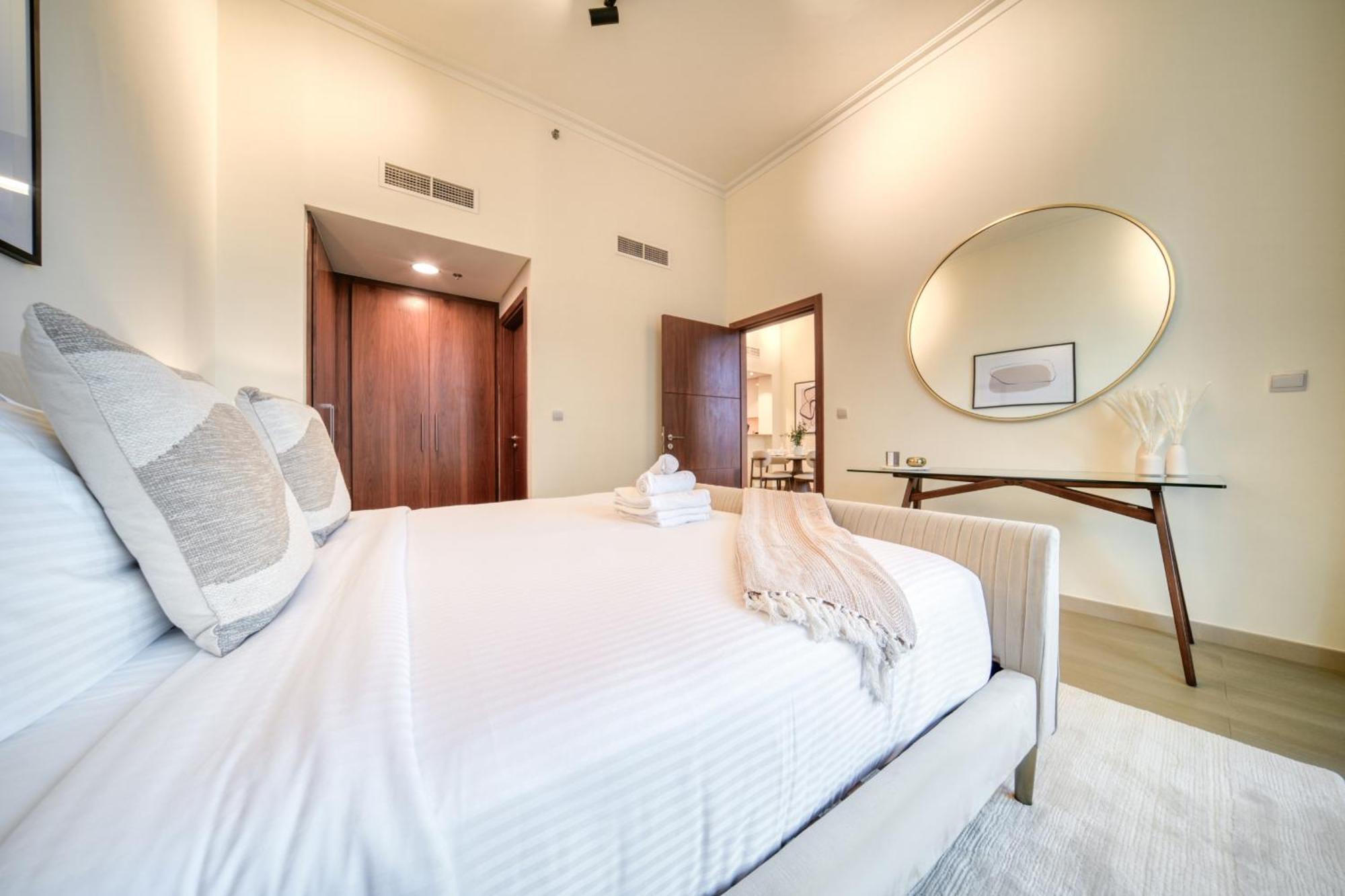 Burj Vista, Downtown Dubai - Burj Khalifa View - Mint Stay Exterior photo